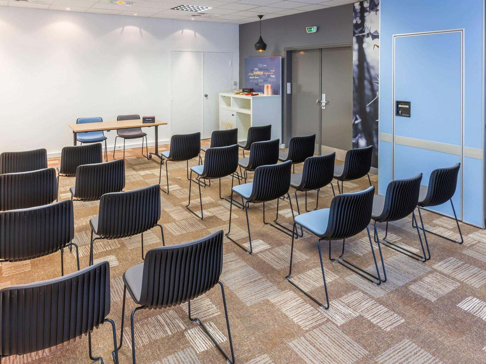 Ibis Nantes Centre Gare Sud Hotel Eksteriør billede