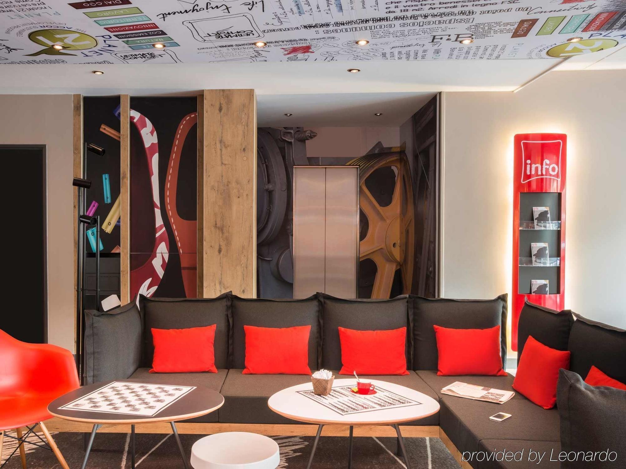 Ibis Nantes Centre Gare Sud Hotel Eksteriør billede